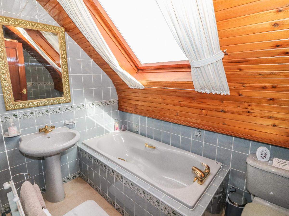 Cae Glas Llangefni Exteriör bild
