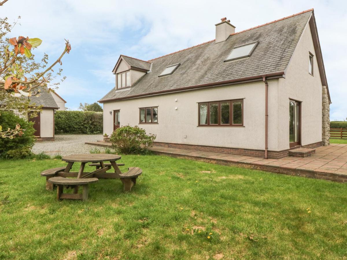 Cae Glas Llangefni Exteriör bild